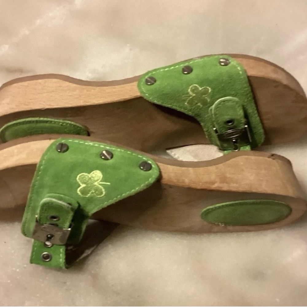 Dr. Scholls green suede clog sandals with clover luck 4 leaf clover sz 7